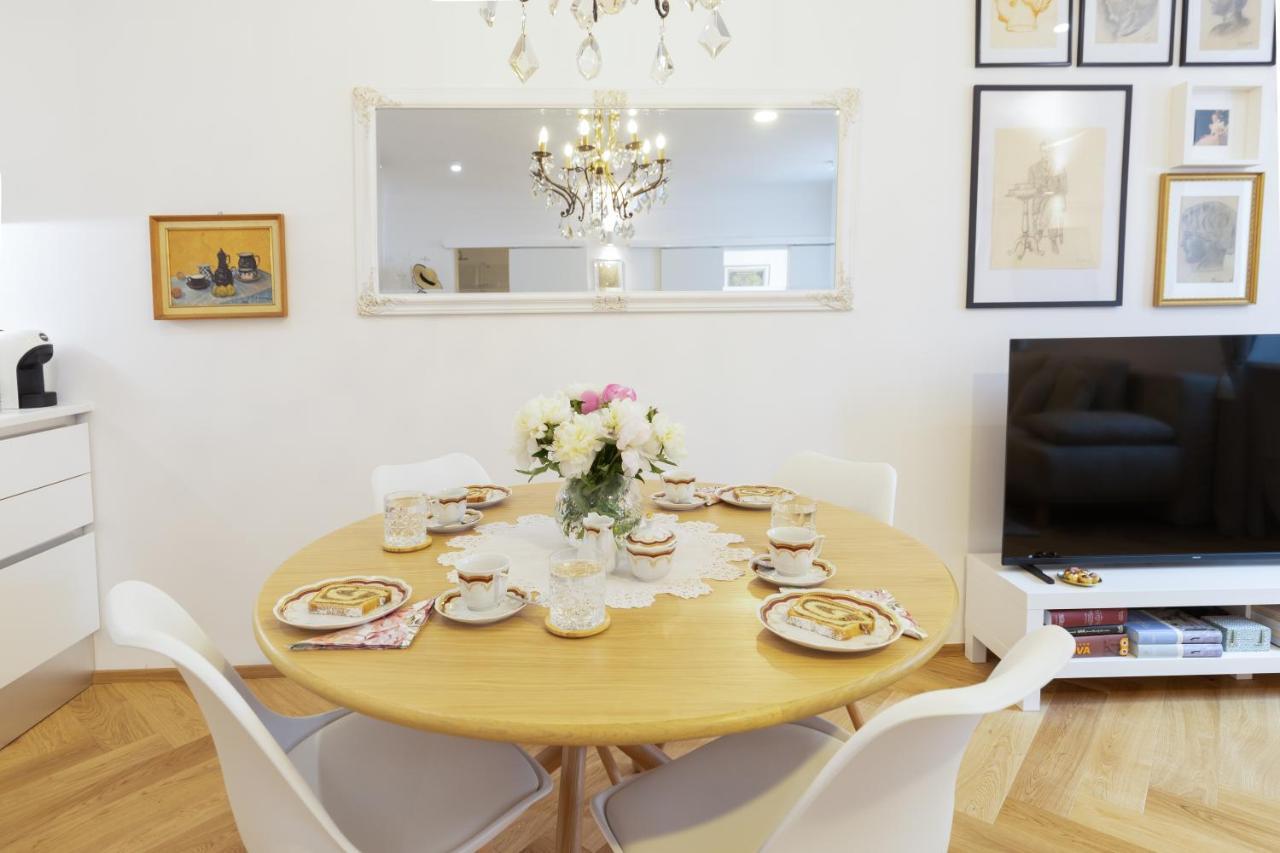 Stylish Apartment In Historical Center Ljubljana Kültér fotó